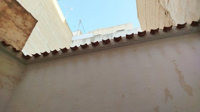 4 slaapkamer Huis te koop in Yecla met garage - € 170.000 (Ref: 9101815)