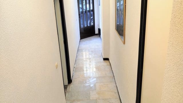 4 slaapkamer Huis te koop in Yecla met garage - € 170.000 (Ref: 9101815)