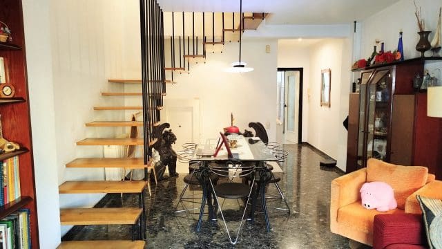 4 slaapkamer Huis te koop in Yecla met garage - € 170.000 (Ref: 9101815)