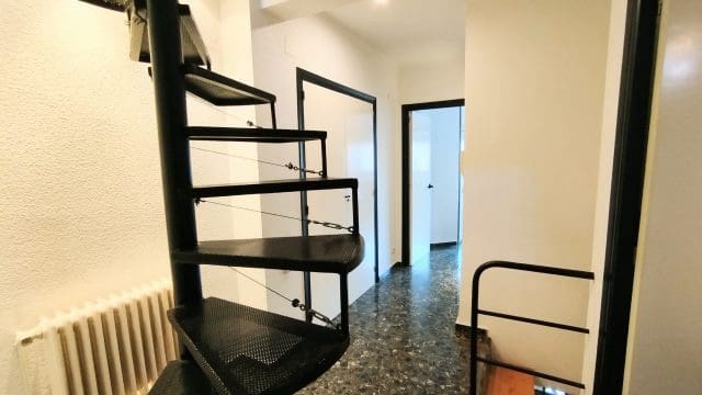 4 slaapkamer Huis te koop in Yecla met garage - € 170.000 (Ref: 9101815)