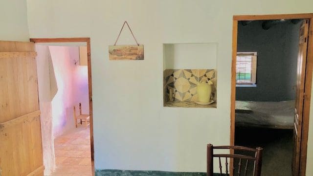 4 slaapkamer Finca/Landhuis te koop in Yecla met garage - € 62.000 (Ref: 9101860)