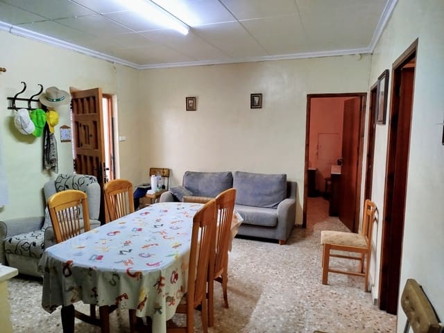 3 slaapkamer Finca/Landhuis te koop in Yecla met zwembad garage - € 165.000 (Ref: 9106238)