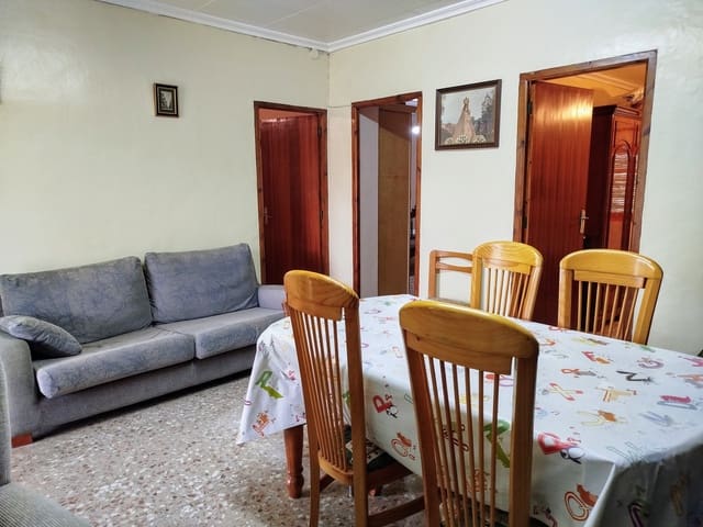 3 slaapkamer Finca/Landhuis te koop in Yecla met zwembad garage - € 165.000 (Ref: 9106238)