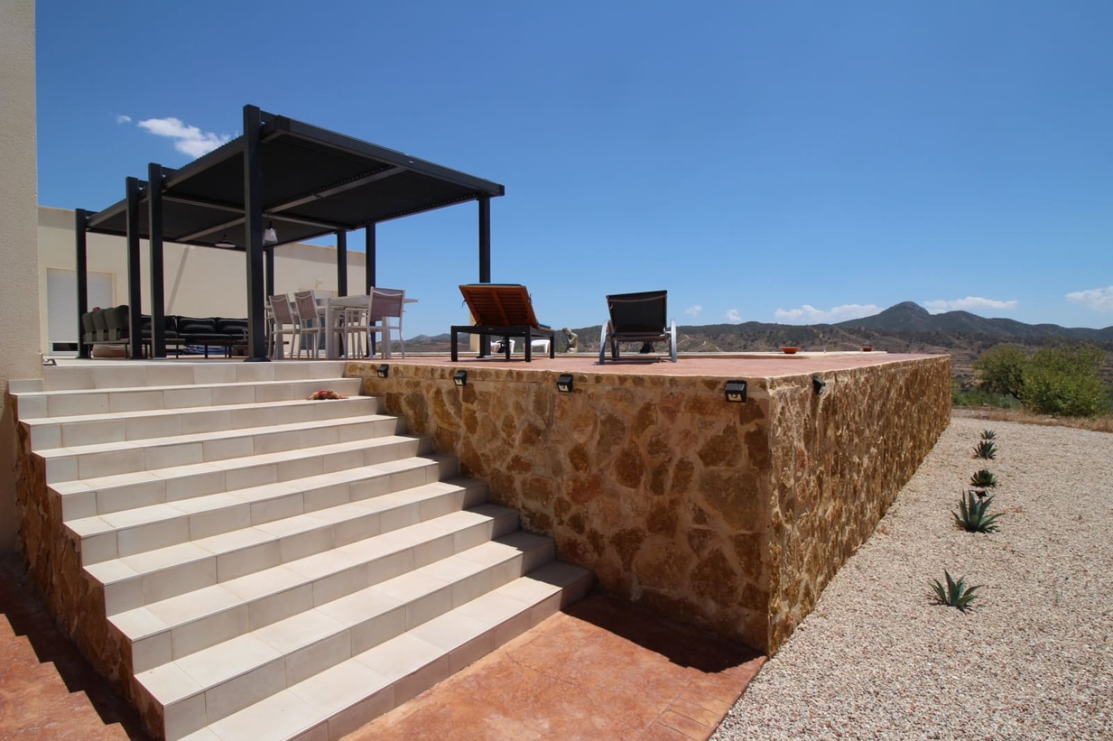 4 quarto Moradia para venda em Macisvenda com piscina garagem - 395 000 € (Ref: 9172570)