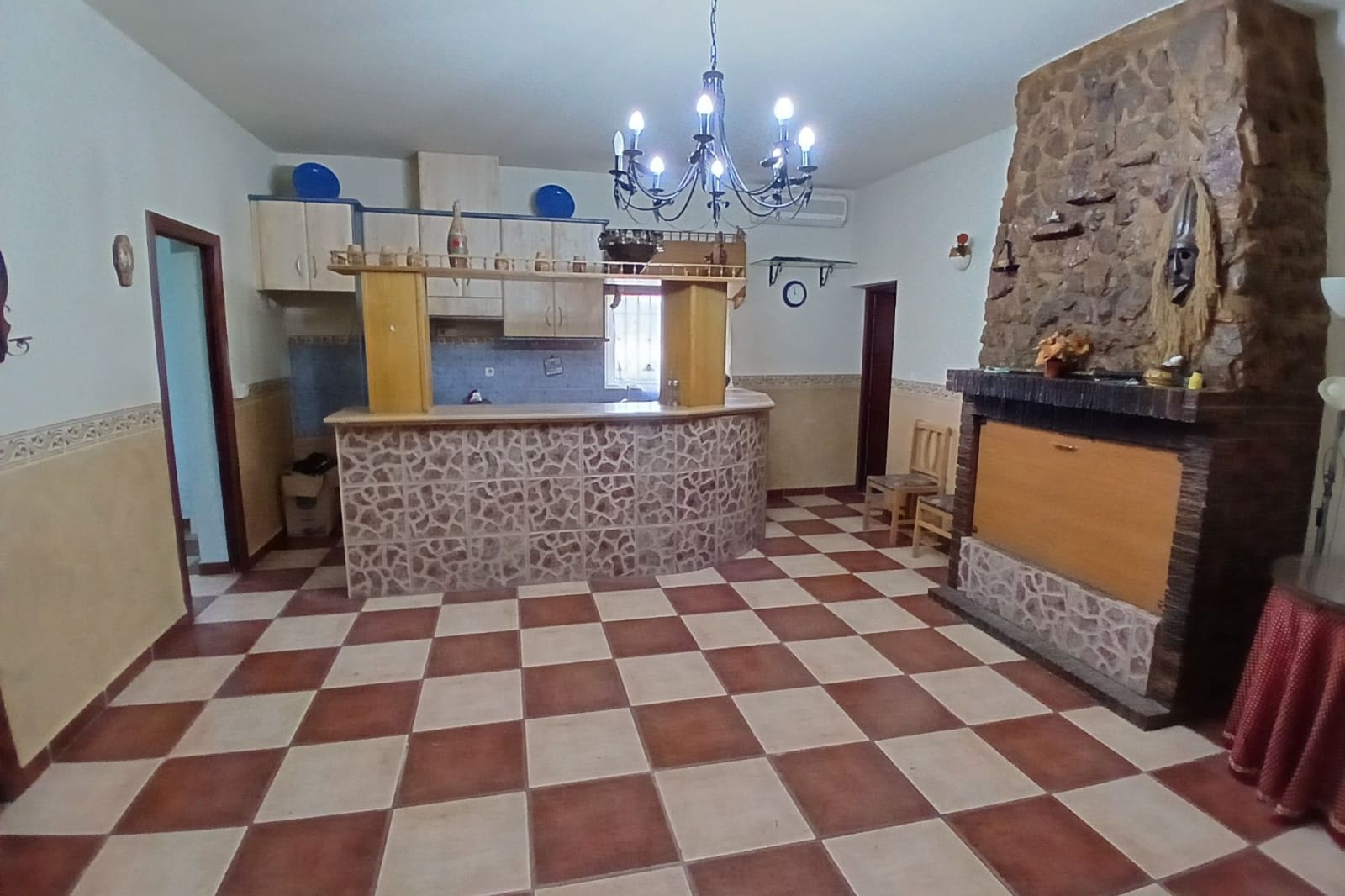 3 bedroom Finca/Country House for sale in Jumilla with garage - € 158,000 (Ref: 9172577)