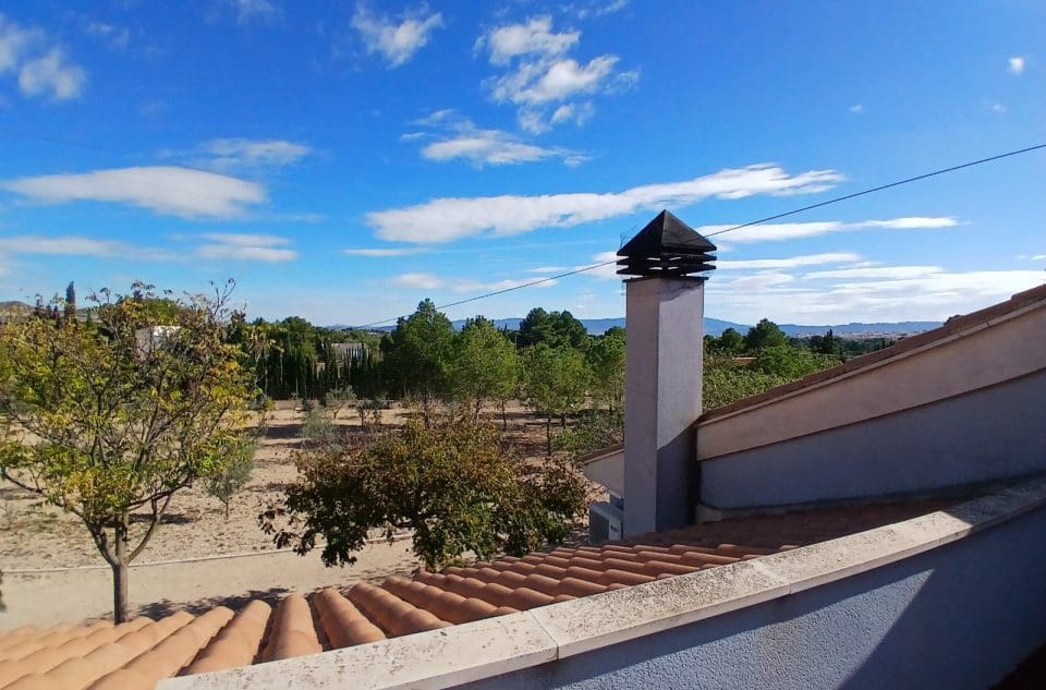 5 Zimmer Villa zu verkaufen in Yecla mit Pool - 360.000 € (Ref: 9172588)