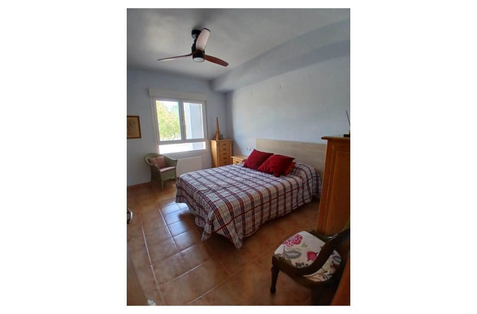 5 Zimmer Villa zu verkaufen in Yecla mit Pool - 360.000 € (Ref: 9172588)