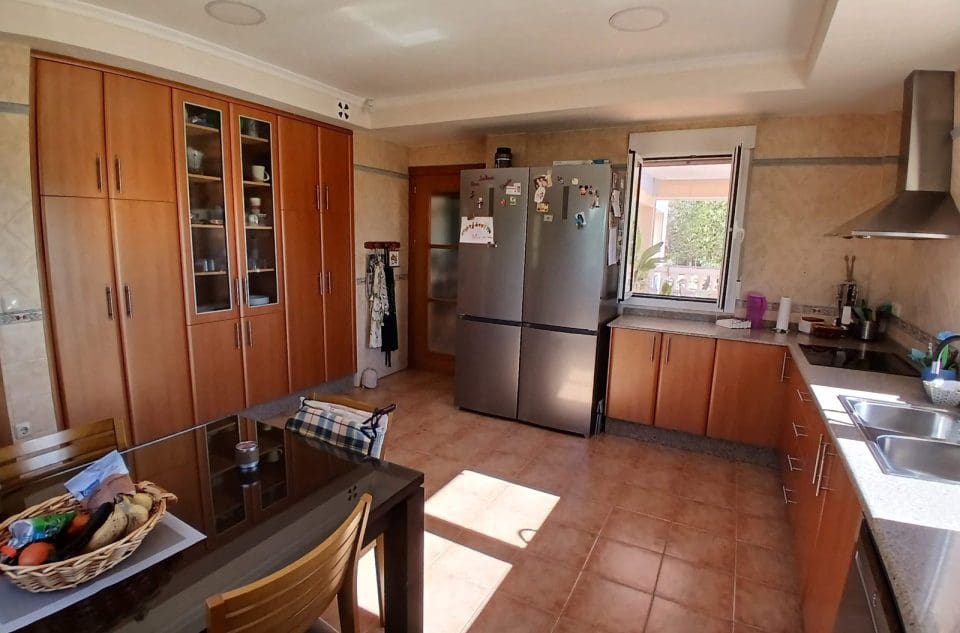 5 Zimmer Villa zu verkaufen in Yecla mit Pool - 360.000 € (Ref: 9172588)