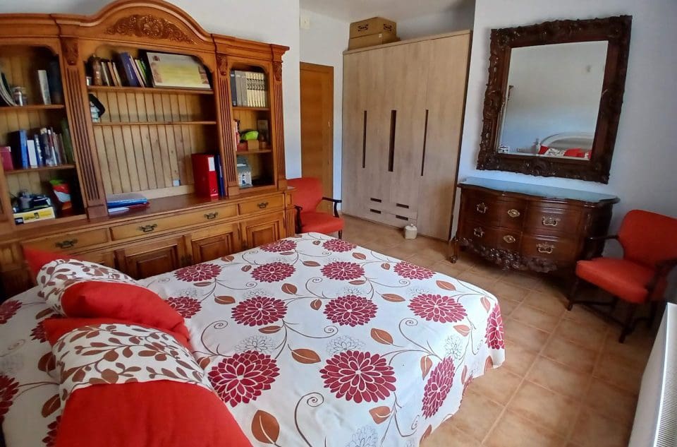 5 Zimmer Villa zu verkaufen in Yecla mit Pool - 360.000 € (Ref: 9172588)