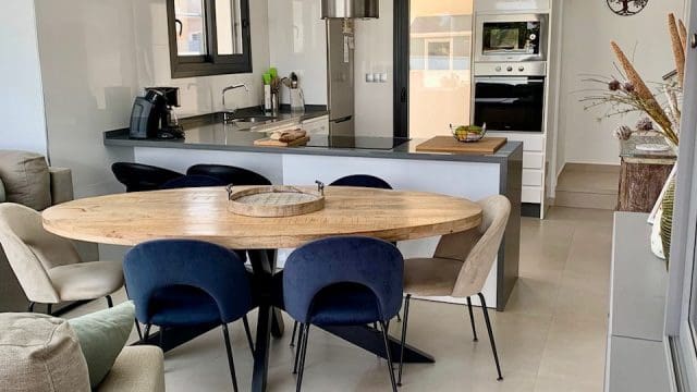 3 soveværelse Villa til salg i Daya Vieja med swimmingpool garage - € 399.000 (Ref: 9195319)