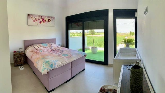 3 soveværelse Villa til salg i Daya Vieja med swimmingpool garage - € 399.000 (Ref: 9195319)