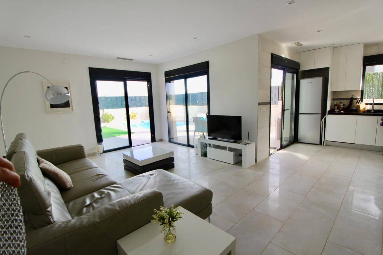3 bedroom Villa for sale in Hondon de las Nieves with pool garage - € 240,000 (Ref: 9308040)