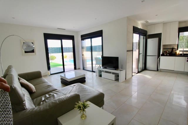 3 bedroom Villa for sale in Hondón de las Nieves with pool garage - € 240,000 (Ref: 9308040)