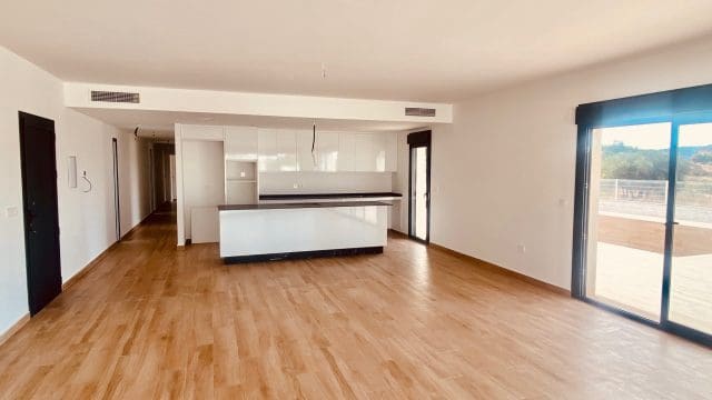 Villa/Maison à vendre à Macisvenda avec piscine garage - 384 950 € (Ref: 9308136)