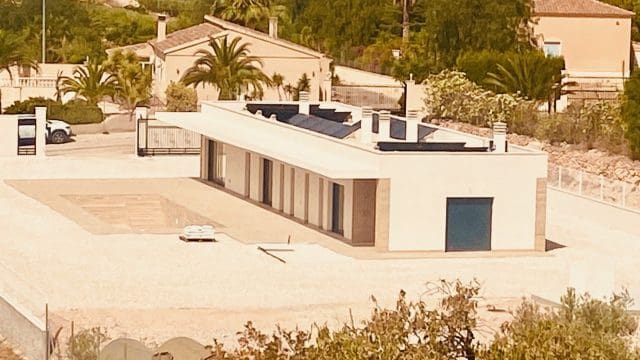 Villa te koop in Macisvenda, Abanilla met zwembad garage - € 384.950 (Ref: 9308136)