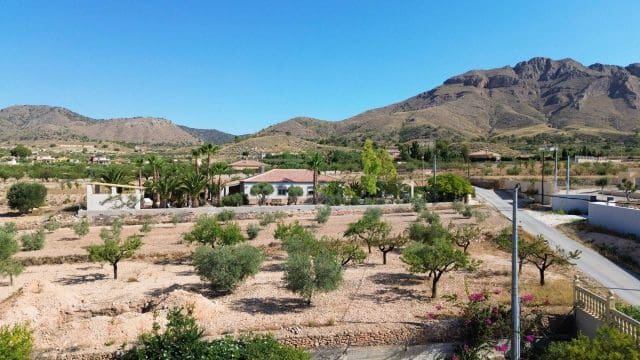 3 slaapkamer Villa te koop in Macisvenda met zwembad garage - € 295.000 (Ref: 9371484)