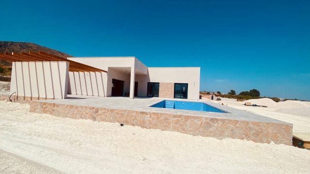 3 soveværelse Villa til salg i Macisvenda, Abanilla med swimmingpool garage - € 359.500 (Ref: 9388653)