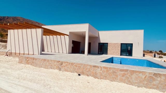 3 soveværelse Villa til salg i Macisvenda, Abanilla med swimmingpool garage - € 359.500 (Ref: 9388653)