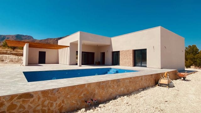 3 soveværelse Villa til salg i Macisvenda, Abanilla med swimmingpool garage - € 359.500 (Ref: 9388653)