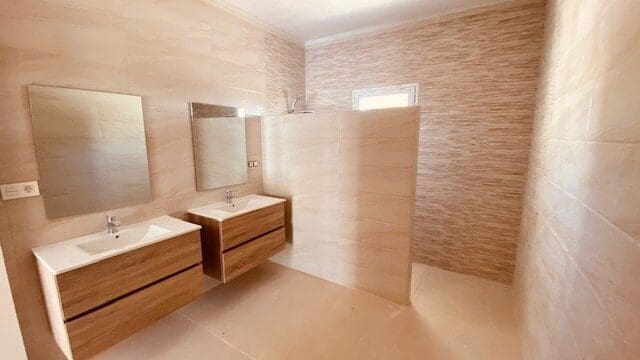 3 slaapkamer Villa te koop in Macisvenda met zwembad garage - € 284.950 (Ref: 9389855)