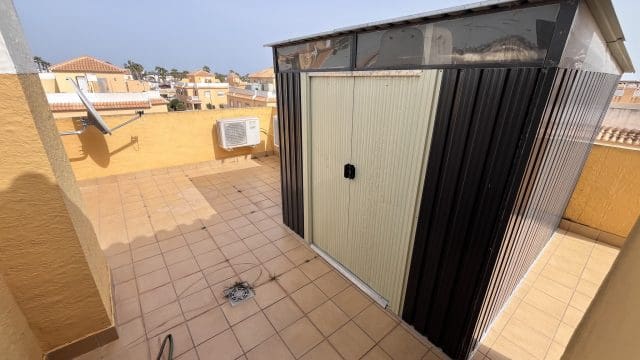 3 slaapkamer Villa te koop in Ciudad Quesada met zwembad garage - € 279.000 (Ref: 9444011)