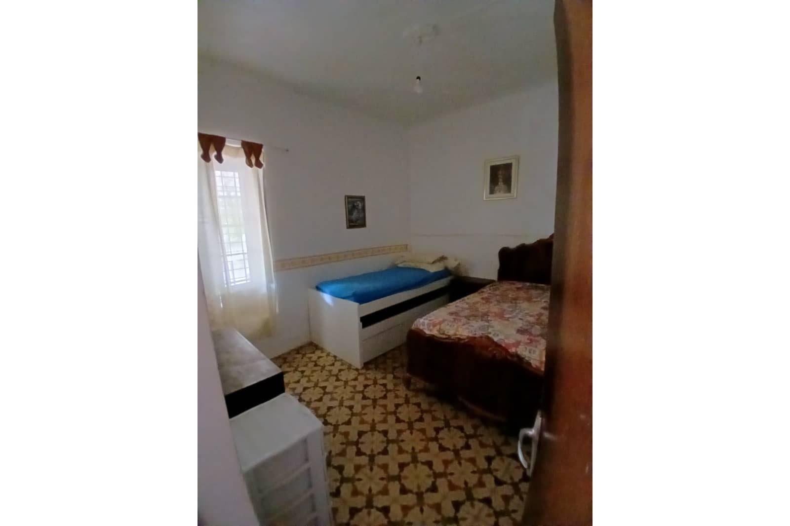 6 bedroom Finca/Country House for sale in Caudete with garage - € 199,000 (Ref: 9487961)