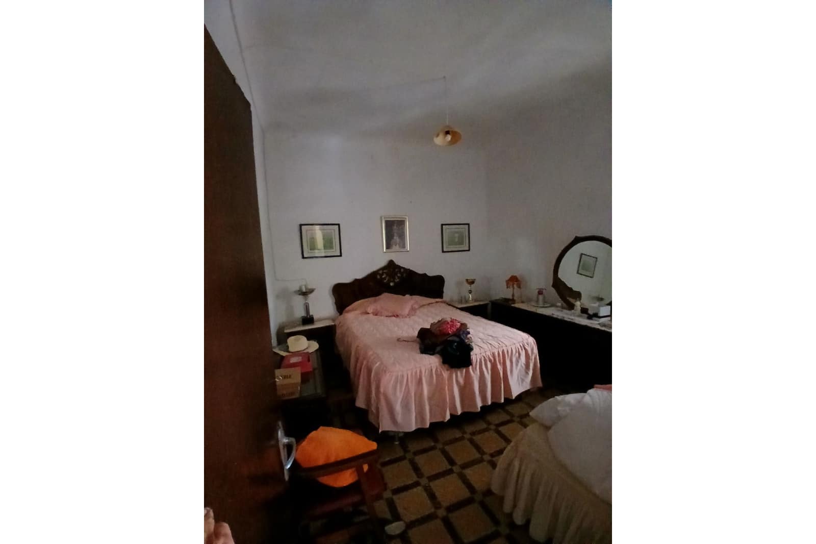 6 bedroom Finca/Country House for sale in Caudete with garage - € 199,000 (Ref: 9487961)