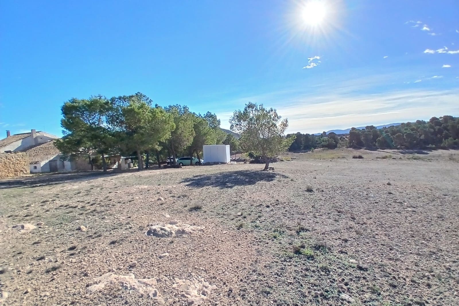 6 bedroom Finca/Country House for sale in Caudete with garage - € 199,000 (Ref: 9487961)