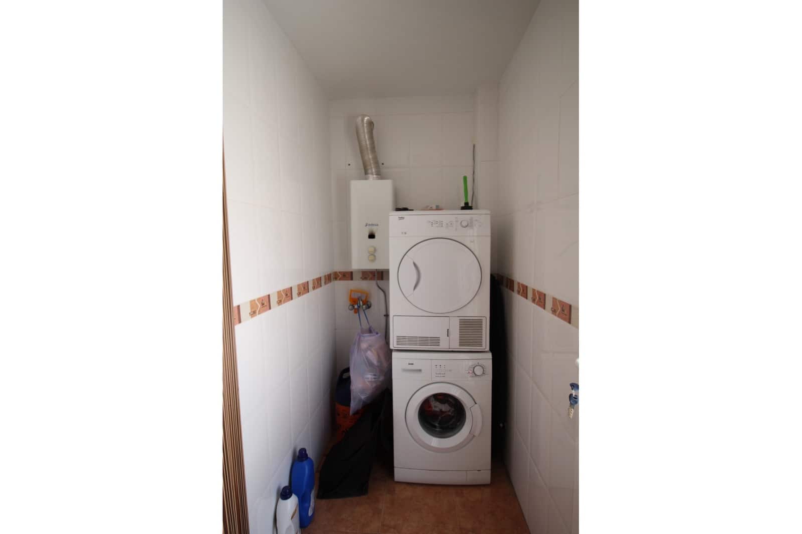 3 bedroom Villa for sale in Fortuna with pool garage - € 299,500 (Ref: 9487962)