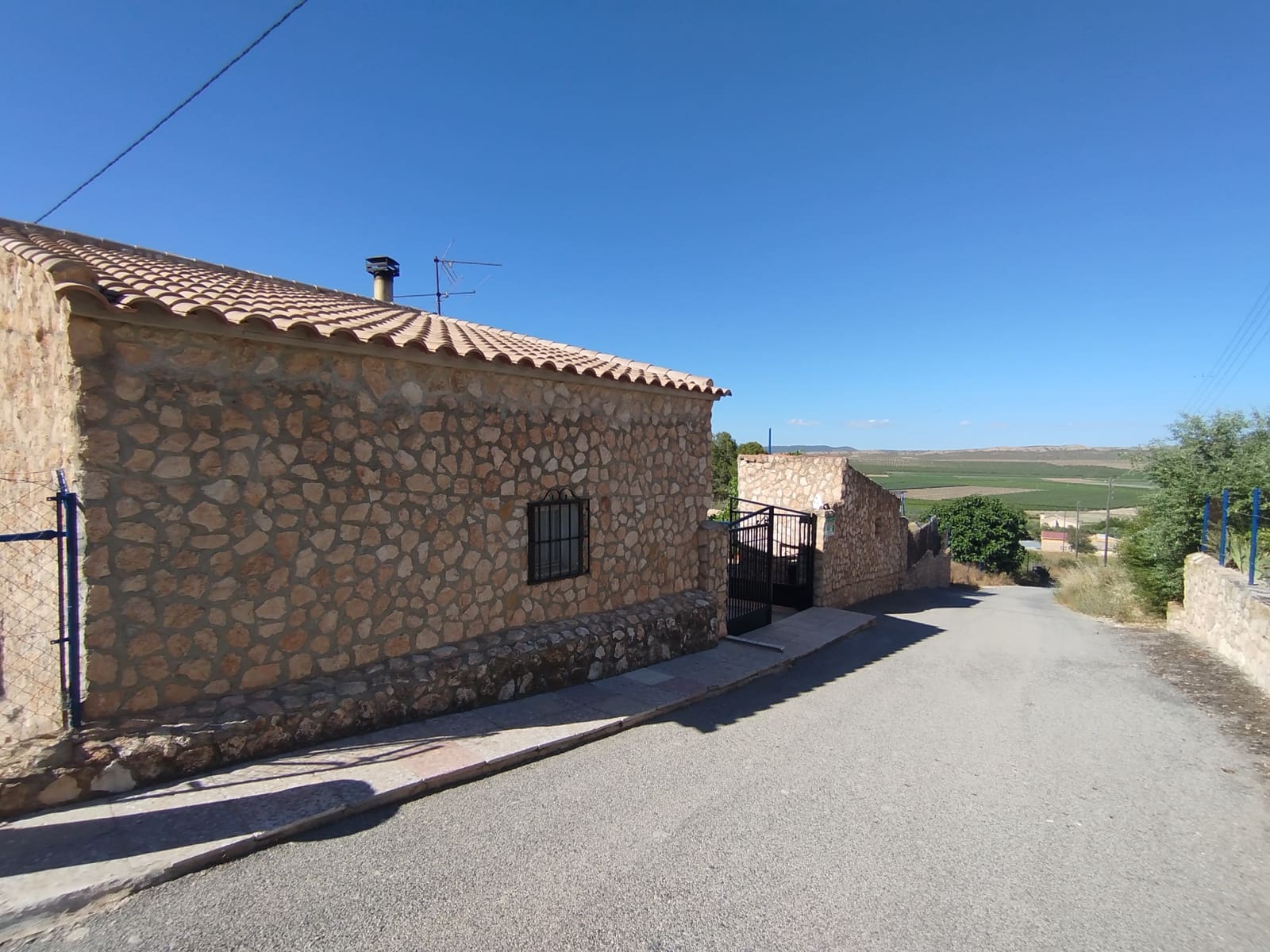 3 bedroom Finca/Country House for sale in Yecla with pool garage - € 199,995 (Ref: 9532314)