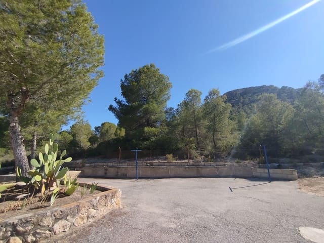 3 bedroom Finca/Country House for sale in Yecla with pool garage - € 199,995 (Ref: 9532314)