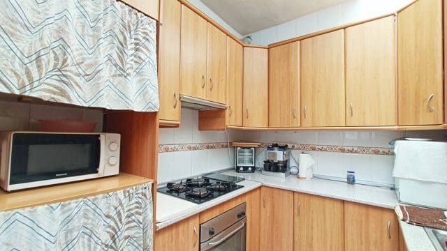 4 makuuhuone Maalaistalo myytävänä paikassa Hondon de los Frailes mukana 
autotalli - 180 000 € (Ref: 9581228)