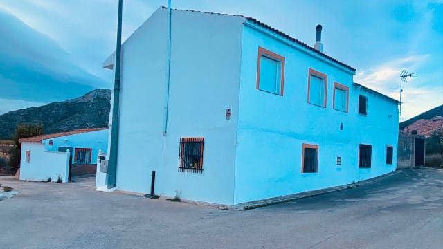 9 Zimmer Villa zu verkaufen in Abanilla mit Garage - 269.950 € (Ref: 9581249)