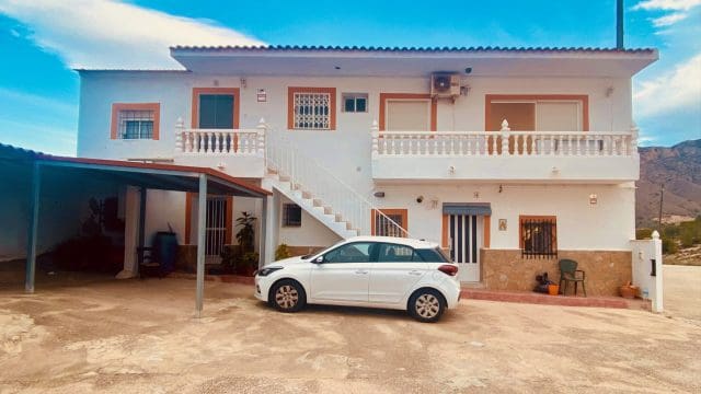 9 Zimmer Villa zu verkaufen in Abanilla mit Garage - 269.950 € (Ref: 9581249)