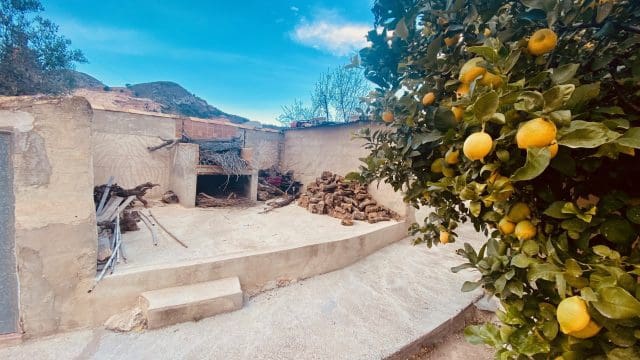 9 Zimmer Villa zu verkaufen in Abanilla mit Garage - 269.950 € (Ref: 9581249)