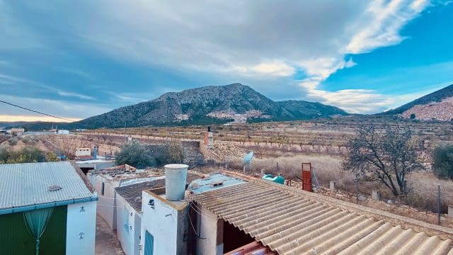 9 Zimmer Villa zu verkaufen in Abanilla mit Garage - 269.950 € (Ref: 9581249)