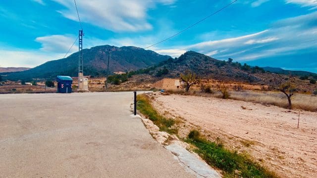 9 Zimmer Villa zu verkaufen in Abanilla mit Garage - 269.950 € (Ref: 9581249)