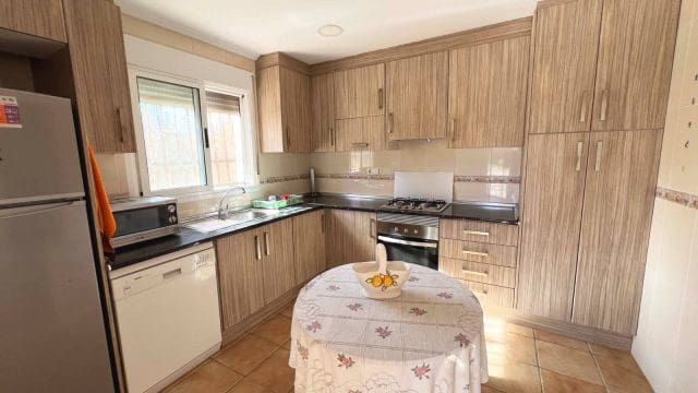 4 sypialnia Willa na sprzedaż w Hondon de los Frailes z garażem - 245 000 € (Ref: 9581345)