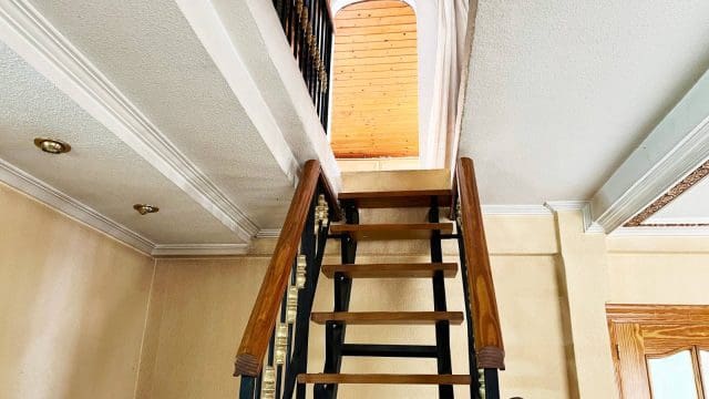 4 sypialnia Willa na sprzedaż w La Romana z basenem garażem - 320 000 € (Ref: 9581348)