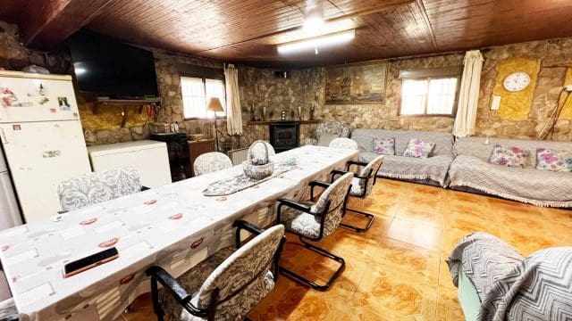 4 sypialnia Willa na sprzedaż w La Romana z basenem garażem - 320 000 € (Ref: 9581348)