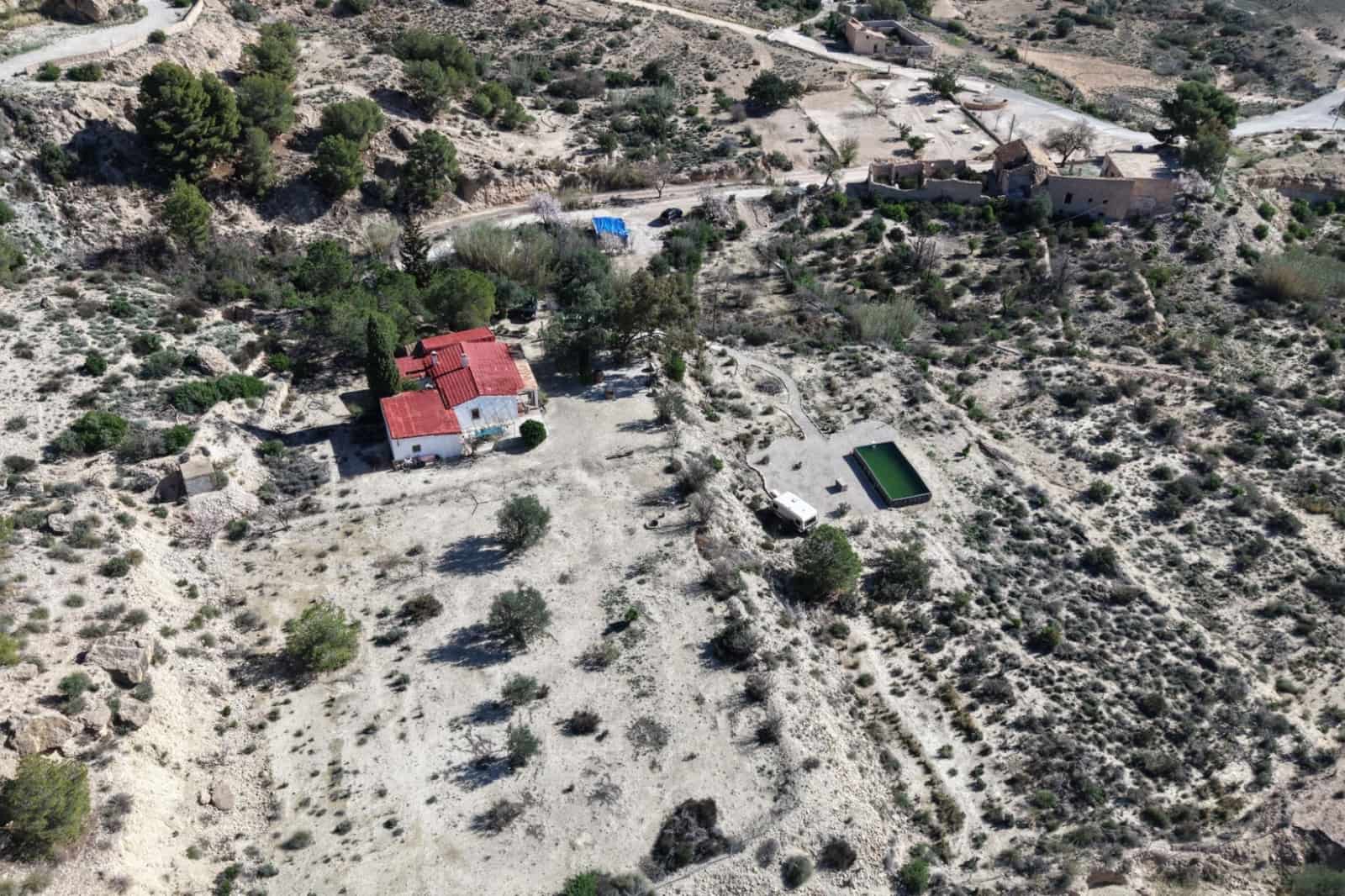 5 bedroom Finca/Country House for sale in Fortuna with pool garage - € 245,000 (Ref: 9729767)