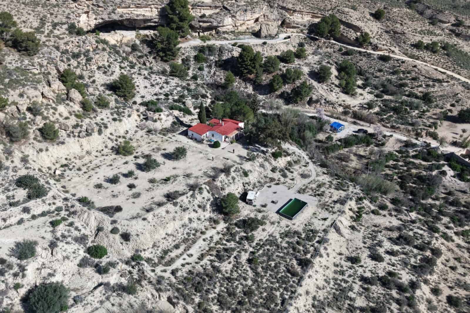 5 bedroom Finca/Country House for sale in Fortuna with pool garage - € 245,000 (Ref: 9729767)