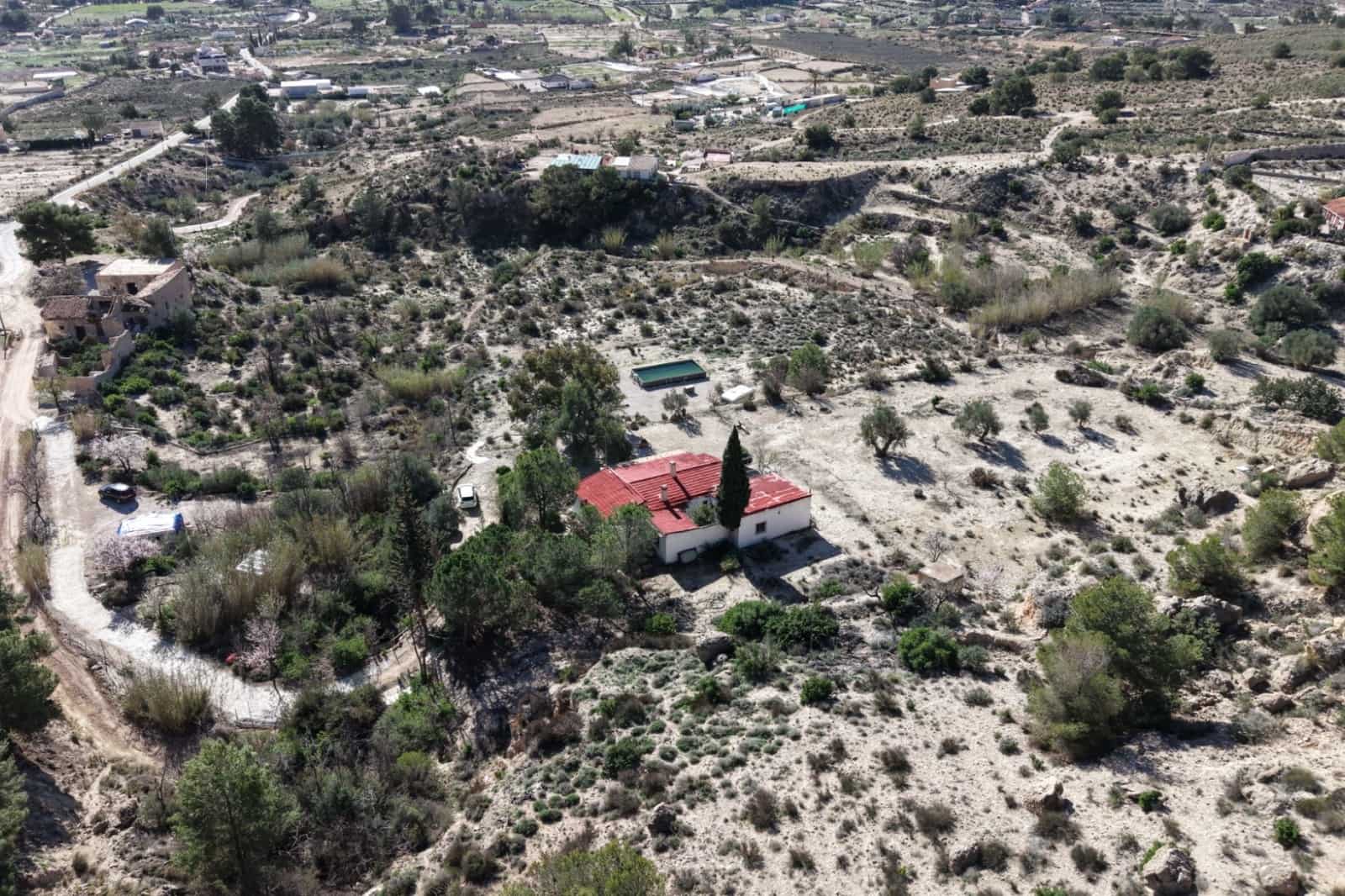 5 bedroom Finca/Country House for sale in Fortuna with pool garage - € 245,000 (Ref: 9729767)