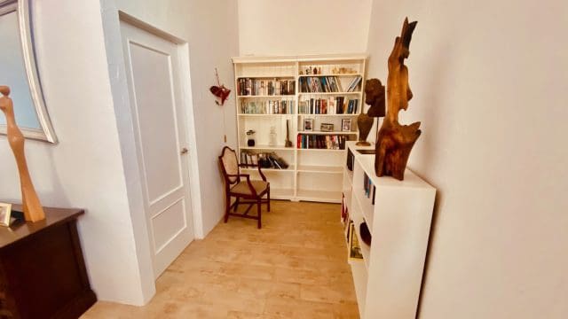 5 bedroom Finca/Country House for sale in El Canton with pool garage - € 475,000 (Ref: 9729768)