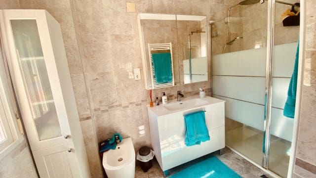 5 bedroom Finca/Country House for sale in El Canton with pool garage - € 475,000 (Ref: 9729768)