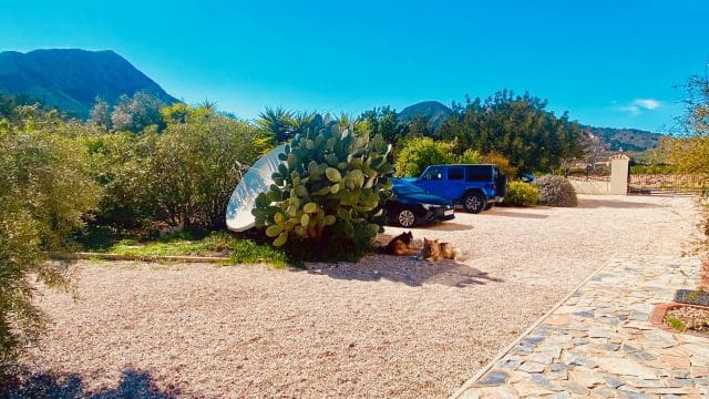 5 bedroom Finca/Country House for sale in El Canton with pool garage - € 475,000 (Ref: 9729768)