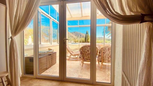 5 bedroom Finca/Country House for sale in El Canton with pool garage - € 475,000 (Ref: 9729768)