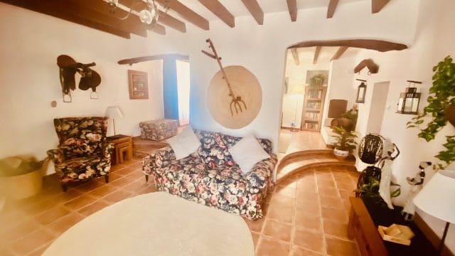 Finka/Dom wiejski na sprzedaż w La Romana z basenem garażem - 575 000 € (Ref: 9729769)