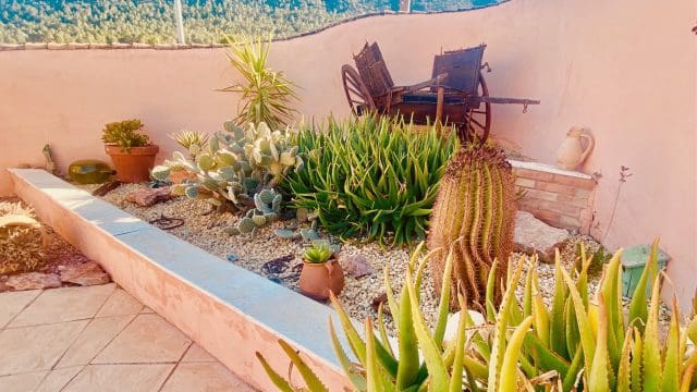 Finka/Dom wiejski na sprzedaż w La Romana z basenem garażem - 575 000 € (Ref: 9729769)