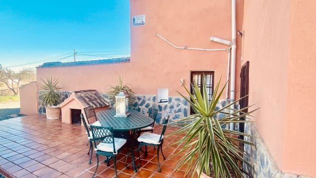 Finka/Dom wiejski na sprzedaż w La Romana z basenem garażem - 575 000 € (Ref: 9729769)